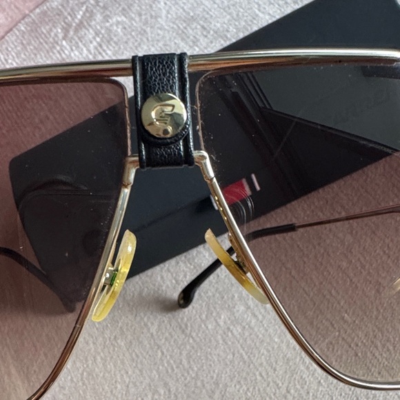 Carrera Men's/Womens Sunglasses with Gold Frame and Brown Lenses - Picture 6 of 8